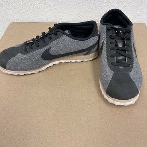 Nike Womens Cortez Ultra SE Black Grey Retro Athletic Shoes Size 7.5 859540-001